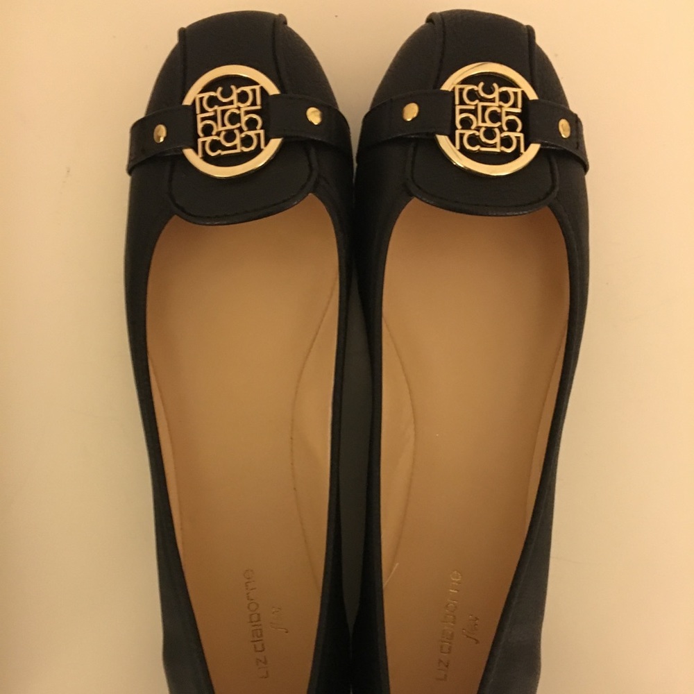 Liz Claiborne black gold flats Size 7.5